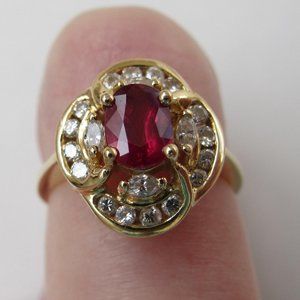 18K Solid Yellow Gold with Ruby & Diamonds Ring